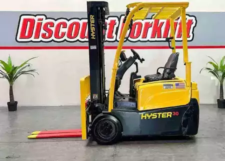 Montacargas Eléctrico (3 ruedas) 2020  Hyster J30XNT (9)