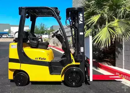 Propane Forklifts 2019  Yale GC060VX (1)