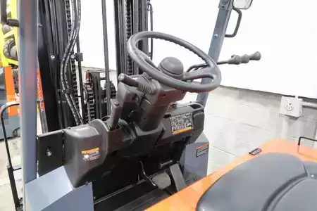 4-Wheel Electric 2018  Toyota 7FBCU35 (6)