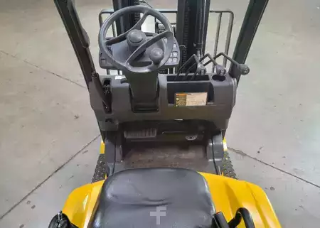 Propane Forklifts 2017  Yale GC030VX (9)