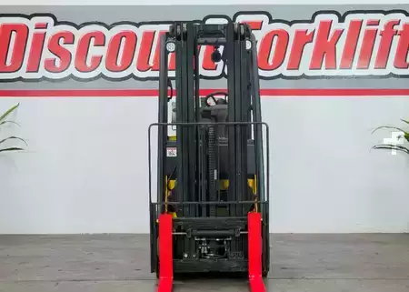 Propane Forklifts 2017  Yale GC030VX (3)