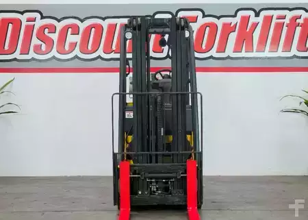 Propane Forklifts 2017  Yale GC030VX (3)