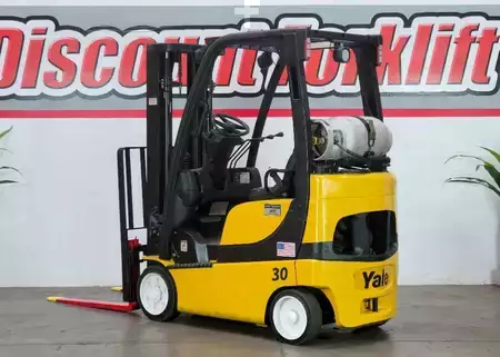 Propane Forklifts 2017  Yale GC030VX (8)