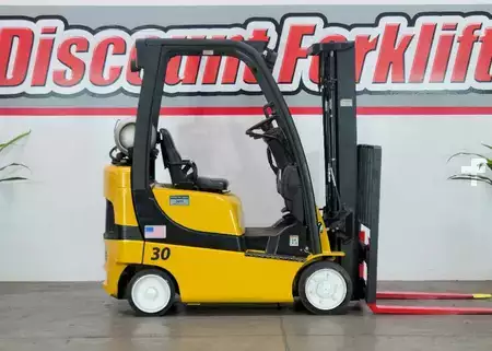 Propane Forklifts 2017  Yale GC030VX (1)