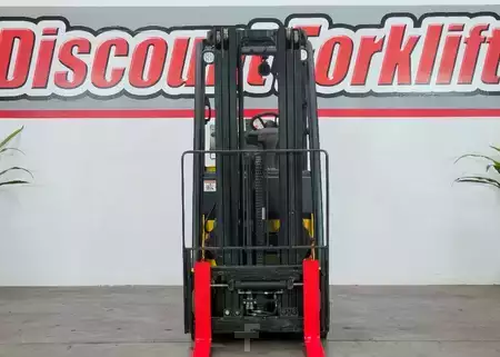 Propane Forklifts 2017  Yale GC030VX (3)