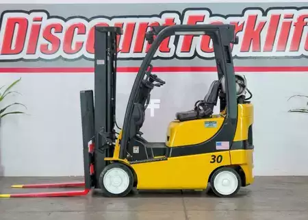 Propane Forklifts 2017  Yale GC030VX (2)