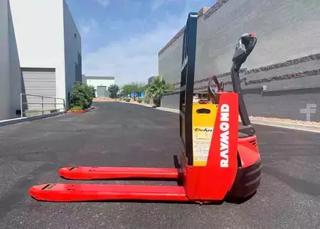 Patín Eléctrico 2023  Raymond 8210 (2)