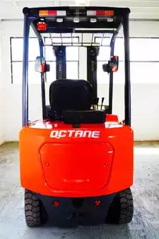 Montacargas Eléctrico (4 ruedas) 2026  Octane FB15 (4)