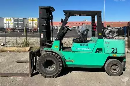 Propane Forklifts 2008  Mitsubishi FG50K-LP (2)