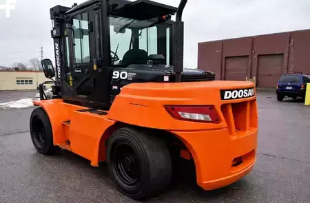 Diesel Forklifts 2016  Doosan D90S-7 (5)
