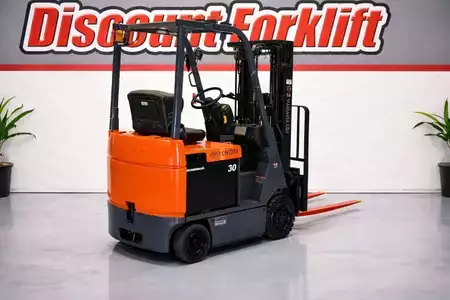 Montacargas Eléctrico (4 ruedas) 2018  Toyota 7FBCU15 (5)