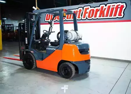 Propane Forklifts 2014  Toyota 8FGU25 (6)