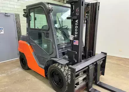 Diesel Forklifts 2019  Toyota 8FD40U (3)