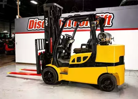 Propane Forklifts 2022  Yale GC100VX (5)