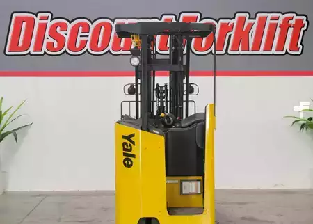 Stand-Up Rider Forklift 2015  Yale ESC030AC (4)