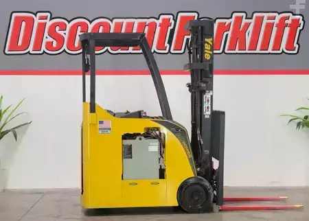 Stand-Up Rider Forklift 2018  Yale ESC030AD (1)