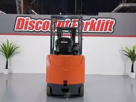 Montacargas Eléctrico (3 ruedas) 2019  Toyota 8FBCU25 (4)