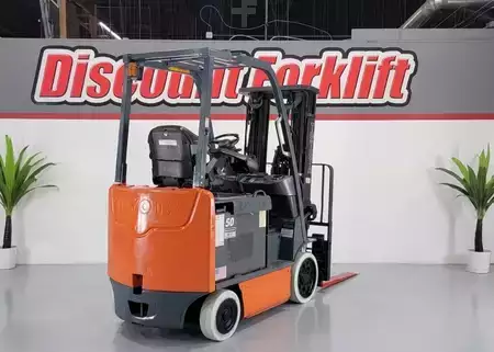 Montacargas Eléctrico (3 ruedas) 2019  Toyota 8FBCU25 (7)