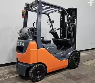 Montacargas GLP 2020  Toyota 8FGU15 (6)