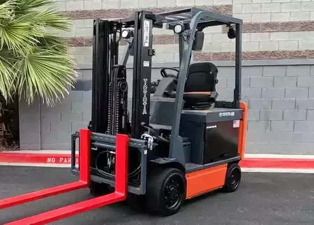 4-Wheel Electric 2020  Toyota 8FBCU30 (4)