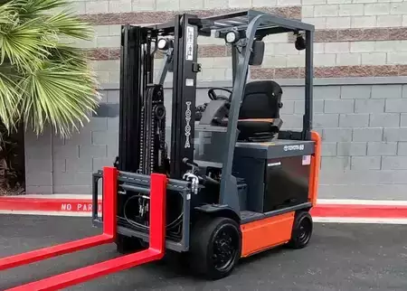 4-Wheel Electric 2020  Toyota 8FBCU30 (4)