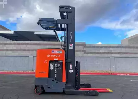 Turret Truck 2021  Toyota 9BRU18 (1)