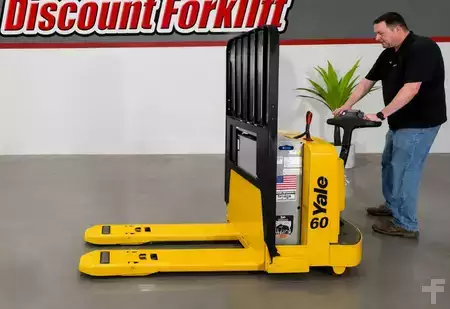 Electric Pallet Jacks 2020  Yale MPW060-E (2)
