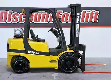 Propane Forklifts 2016  Yale GP060VX (1)