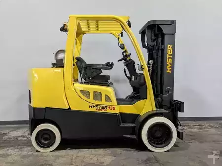 Propane Forklifts 2019  Hyster S120FTS (1)