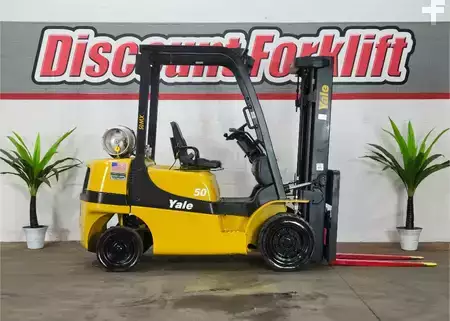 Propane Forklifts 2018  Yale GP050MX (1)