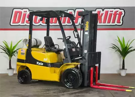 Propane Forklifts 2018  Yale GP050MX (5)