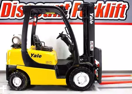 Propane Forklifts 2012  Yale GP050LX (1)
