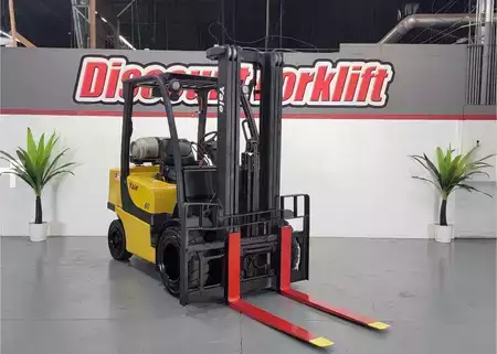 Propane Forklifts 2013  Yale GP060VX (5)