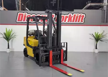 Propane Forklifts 2014  Yale GP060VX (5)
