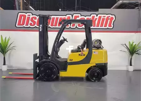 Propane Forklifts 2016  Yale GP060VX (2)