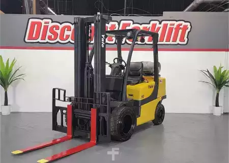 Propane Forklifts 2016  Yale GP060VX (6)