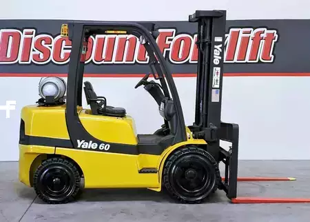 Propane Forklifts 2017  Yale GP060MX (1)