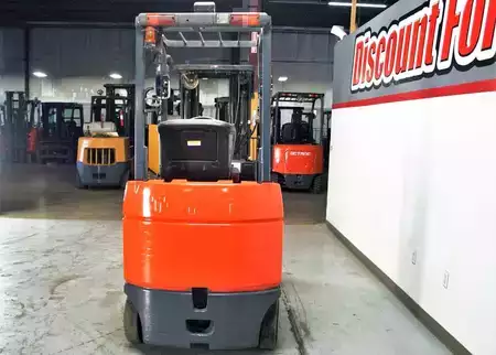 4-Wheel Electric 2019  Toyota 8FBCU20 (8)
