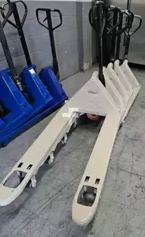 Other - Altra/ Crown x5 Manual Pallet Jack (2)