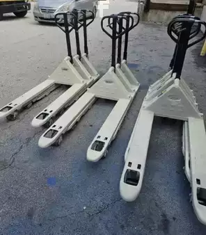 Other - Altra/ Crown x5 Manual Pallet Jack (3)