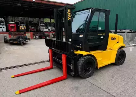 Propane Forklifts 2015  Yale GLP155VXGBV100 (5)