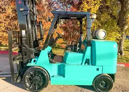 Propane Forklifts 2008  Mitsubishi FGC70K (2)