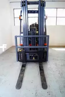 Montacargas Eléctrico (4 ruedas) 2026  Octane FB15 (3)