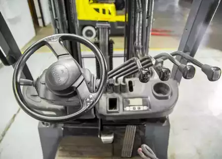 4-Wheel Electric 2019  Toyota 8FBCHU25 (9)