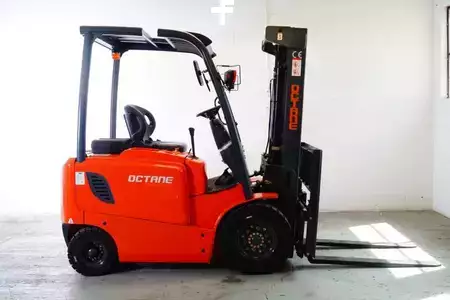 Montacargas Eléctrico (4 ruedas) 2026  Octane FB25 (1)