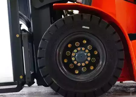 Montacargas Eléctrico (4 ruedas) 2026  Octane FB25 (5)