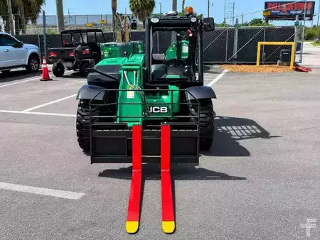Manipulador Telescópico fijo 2017  JCB 525-60 (3)
