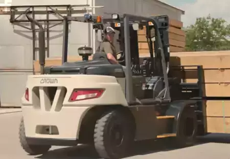 Propane Forklifts 2021  Crown CG70S-7 (7)