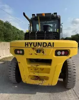 Diesel Forklifts 2015  Hyundai 130D-9 (4)