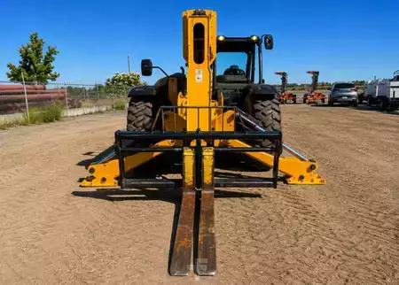 Manipulador Telescópico fijo 2024  JCB 510-56 (7)